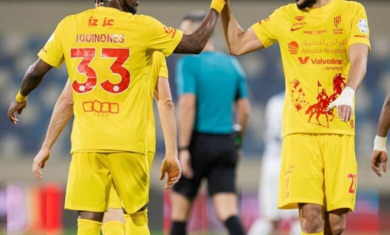 جوليان-يتألق-بثلاثية-ويقود-القادسية-لفوز-مثير-على-الأخدود