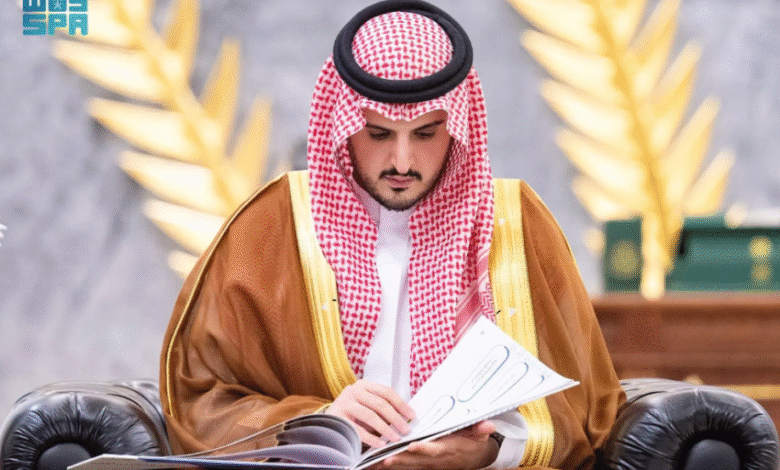 مُحافظ-الطائف-يطّلع-على-أعمال-ومنجزات-الغرفة-التجارية-وفرص-الاستثمار-المستقبلية