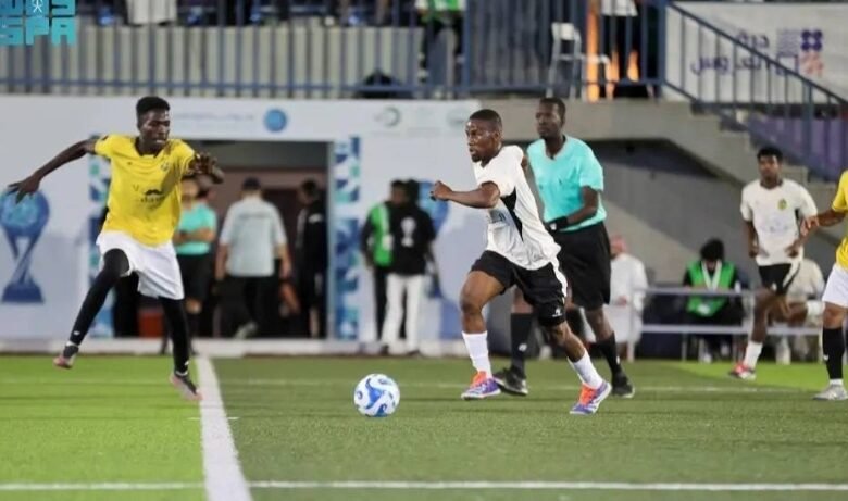 شرطة-جدة-يضرب-موعدا-مع-سلام-الجامعة-في-دور-الأربعة-لبطولة-جدة