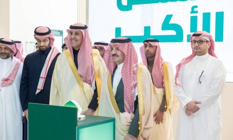 أمير-المنطقة-الشرقية-يدشّن-مركز-snb-للمنشآت-الصغيرة-والمتوسطة-بمحافظة-الخبر