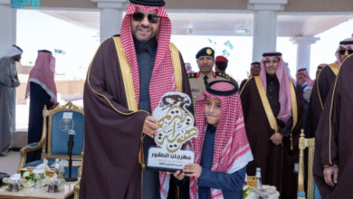 أمير-الحدود-الشمالية-يرعى-الشوط-الأخير-في-سباق-الصقور-ويتوّج-الفائزين