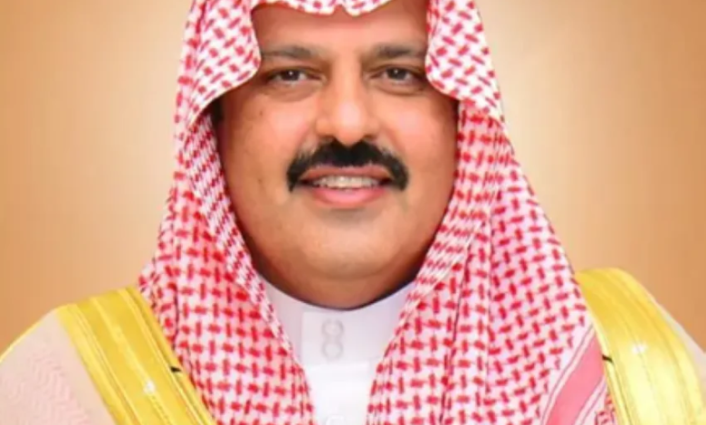 أمير-حائل-ونائبه-يقدمان-واجب-العزاء-لأسرة-المغلوث