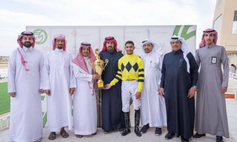 «أبر-كلاس»-يتوج-بكأس-الحفل-الخامس-عشر-بميدان-الملك-سعود-للفروسية-بالقصيم