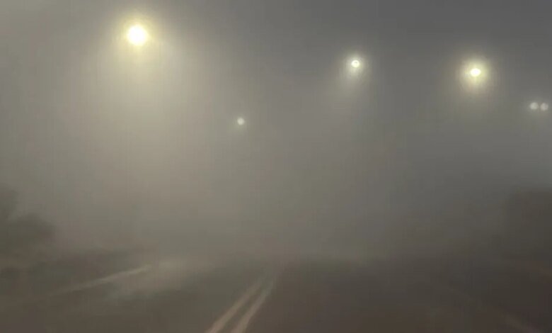 عاجل-|-إنذار-أحمر.-ضباب-كثيف-وانعدام-في-الرؤية-على-أجزاء-من-الشرقية