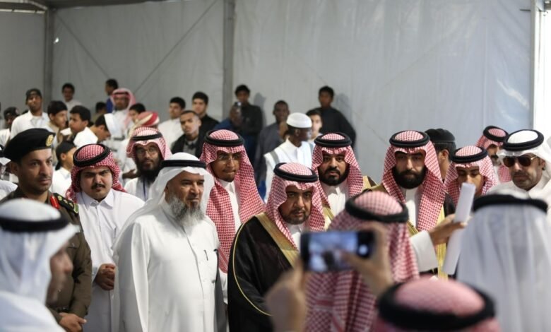 في-3-دقائق-فقط.-إطعام-الصائمين-بمخيمات-رأس-تنورة-الرمضانية