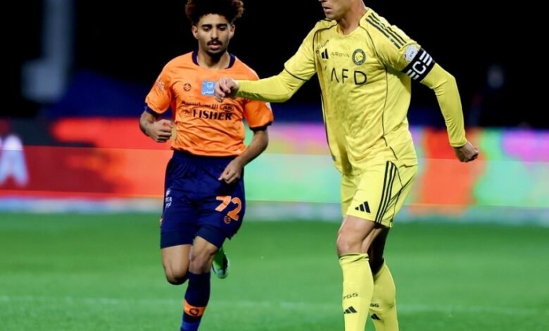 النصر-ينجو-من-كمين-الفيحاء-ويستعيد-الصدارة