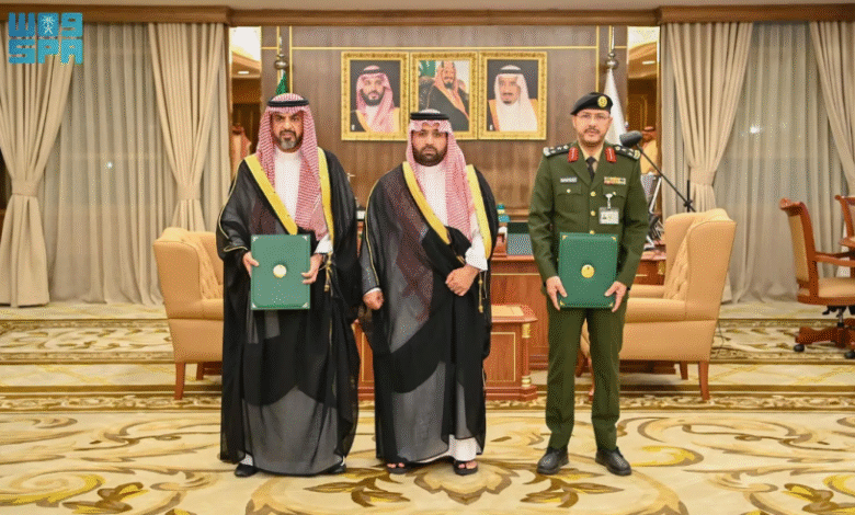 أمير-جازان-يشهد-توقيع-مذكرة-تعاون-بين-مديرية-السجون-بالمنطقة-وجمعية-ثمرة