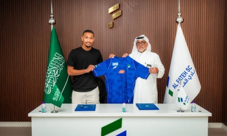 الفتح-يجدد-عقد-اللاعب-زياد-الجري-لثلاث-سنوات