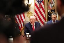  ترمب-يلوّح-بضربة-محدودة-ضد-إيران:-إمّا-تفكيك-البرنامج-النووي-أو-فتح-باب-إسقاط-النظام