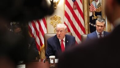  ترمب-يلوّح-بضربة-محدودة-ضد-إيران:-إمّا-تفكيك-البرنامج-النووي-أو-فتح-باب-إسقاط-النظام