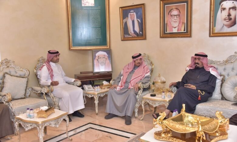 الدحيلان:-المجالس-الرمضانية-تعكس-روح-التلاحم-بين-أبناء-المجتمع