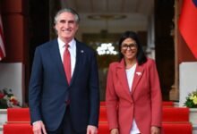  واشنطن-وكاراكاس-تطويان-صفحة-القطيعة-باتفاق-لإعادة-العلاقات-الدبلوماسية