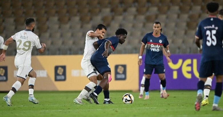 الطيران-يفرض-تأجيل-مباراة-أبها-والجبيل