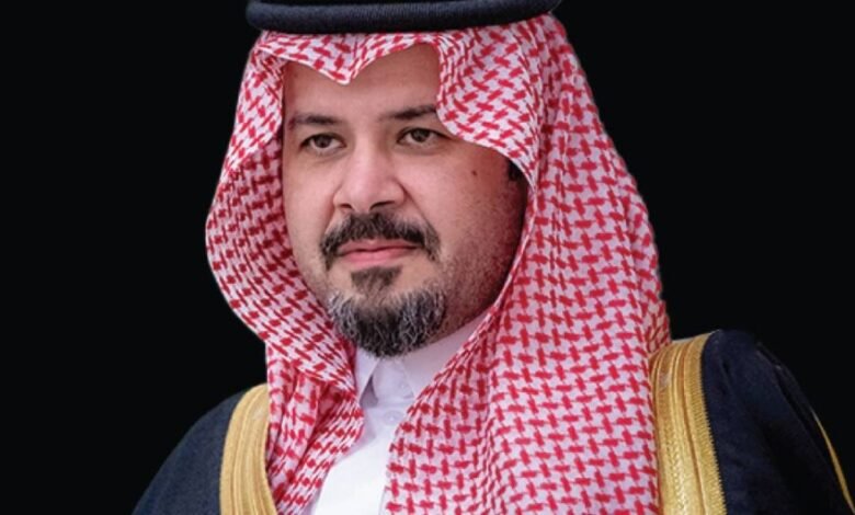 أمير-المدينة-يقدم-التعازي-لأسرة-الطفل-آسر-كشميري