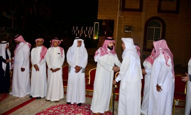 آل-بن-زومة-يستقبلون-المواسيين-في-وفاة-فقيدهم-سعد