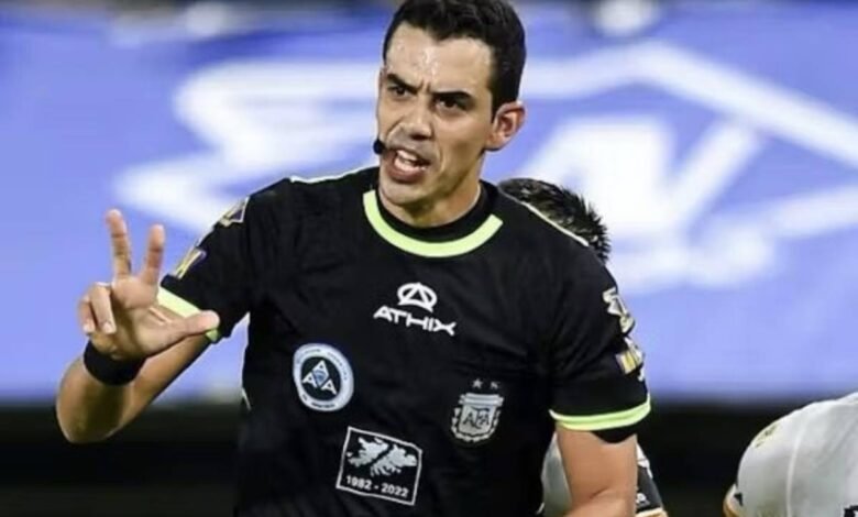 طاقم-حكام-ارجنتيني-لمواجهة-الأهلي-والهلال