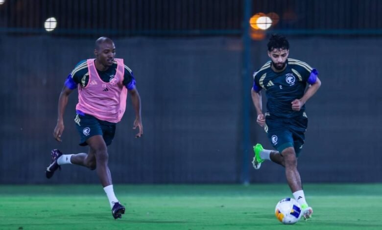 المنتخب-الوطني-b-يفتتح-معسكره-الإعدادي-في-جدة-بالتزامن-مع-معسكر-المنتخب-الأول