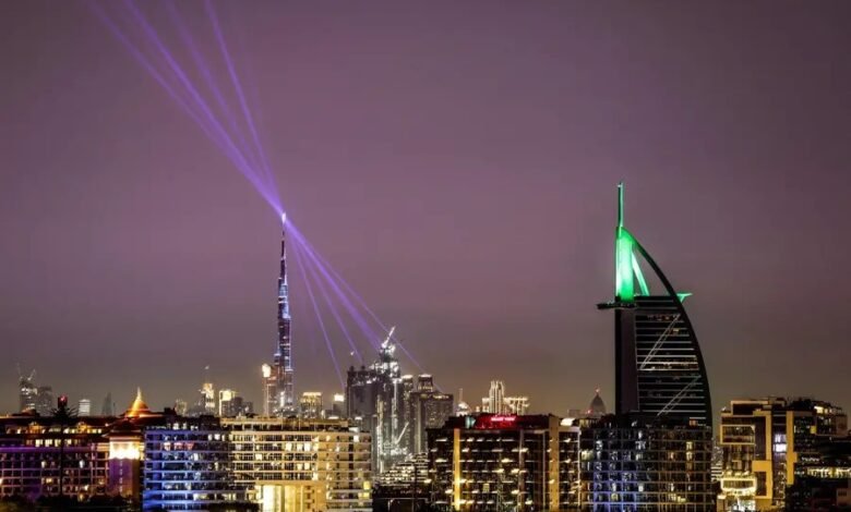 شركات-عالمية-تدرس-نقل-موظفيها-من-دبي-إلى-مواقع-جديدة