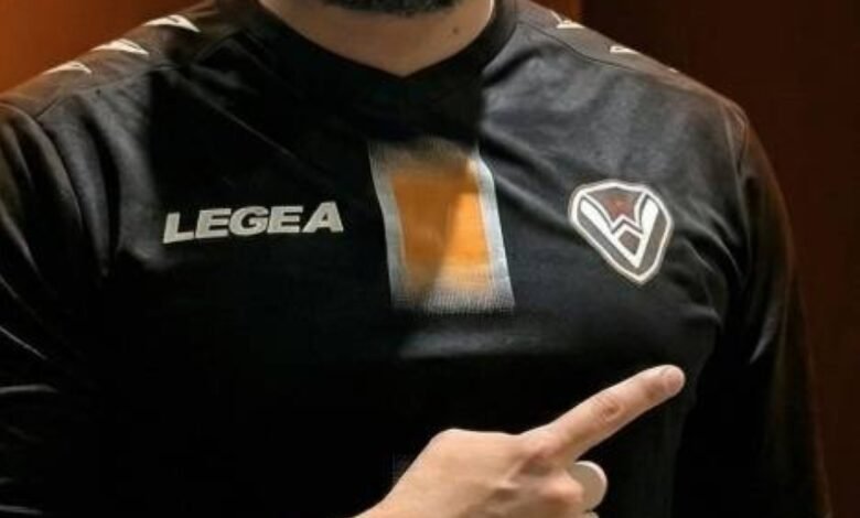 التونسي-حازم-تيجاني-مدربًا-لسباحة-الصفا