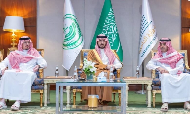 نائب-أمير-الشرقية-يعزي-أسرة-السهلي