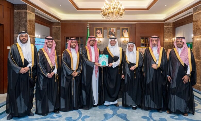 محافظ-الأحساء-يتابع-مختلف-مراحل-مبادرة-صيانة-المساجد-بالمحافظة