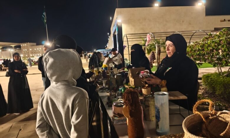 60-ركنًا.-مهرجان-النباتات-يحوّل-المخلفات-إلى-لوحات-جمالية-في-القطيف