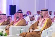 نائب-أمير-الشرقية-يرعى-حفل-تخريج-5,100-طالب-في-الجامعة-العربية-المفتوحة