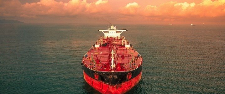 هدنة-أمريكية–إيرانية-تمنح-طهران-ومسقط-حق-الجباية-وسط-استمرار-الضربات