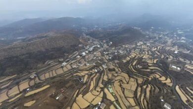 الأمطار-ترسم-لوحات-طبيعية-فريدة-تبرز-روعة-تضاريس-عسير