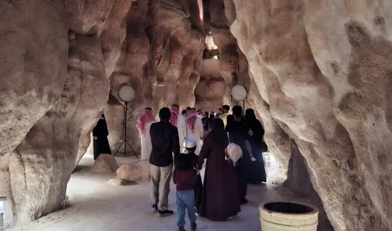 الأحساء.-كهوف-جبل-القارة-تجذب-العالم-وتعزز-الهوية-السياحية
