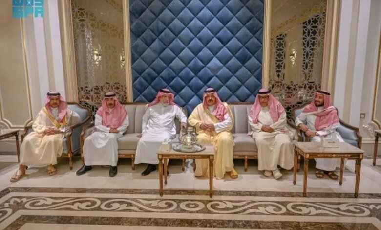 أمير-حائل-ونائبه-يعزيان-أسرة-الرخيص