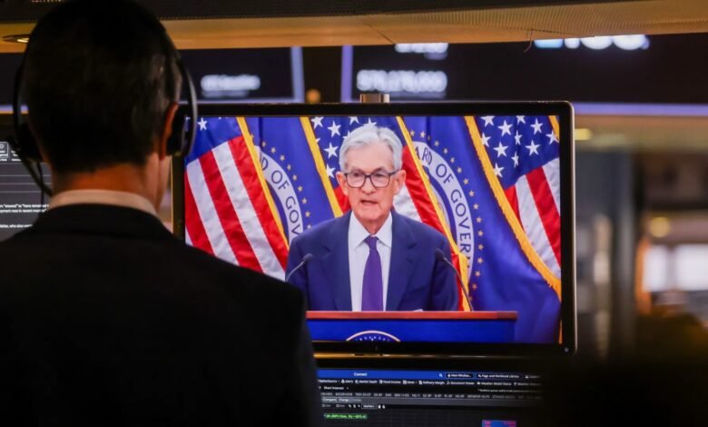  الاحتياطي-الفيدرالي-يلوّح-برفع-الفائدة-وسط-مخاوف-التضخم-وتداعيات-الحرب