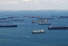  مضيق-هرمز-يتحول-إلى-سلاح-استراتيجي-وإيران-تخنق-الطاقة-العالمية