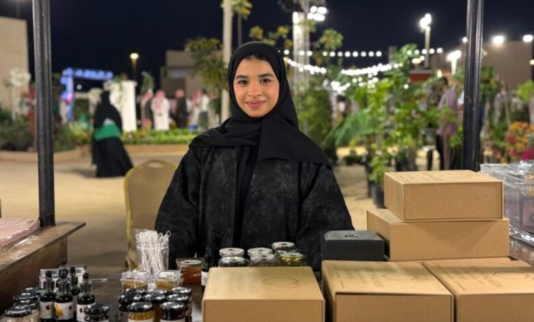 بدائل-صحية-مبتكرة.-نحالة-تحول-تبلور-«عسل-المانجروف»-إلى-مربى-طبيعي