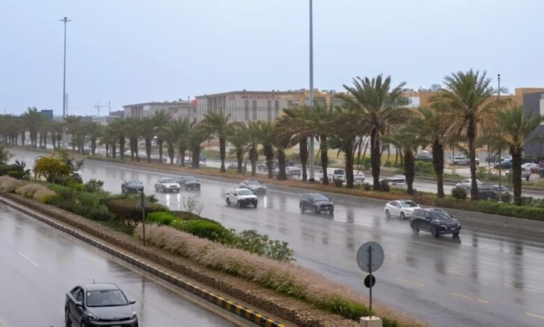 عاجل:-إنذار-أحمر.-أمطار-غزيرة-على-أجزاء-من-المنطقة-الشرقية