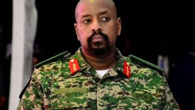 جنرال-أوغندي-يجدد-هجومه-على-تركيا-ويطالب-بطرد-شركاتها:-أعطوا-العقود-للصينيين
