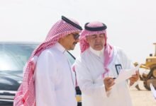 محافظ-حفر-الباطن-يتفقد-مشروع-تطوير-طريق-(حفر-الباطن-–-رفحاء)