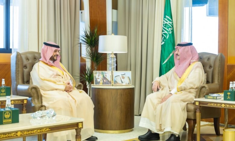  أمير-الشرقية-يستقبل-مساعد-وزير-الموارد-البشرية-والتنمية-الاجتماعية-للخدمات-المشتركة