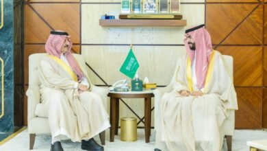 أمير-الشرقية-يستقبل-مدير-فرع-هيئة-الزكاة-والضريبة-والجمارك-بالدمام