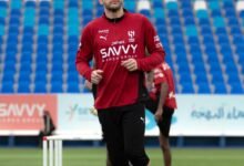 الهلال-وضمك.-صراع-اللقب-والهروب-من-الخطر