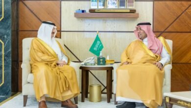  أمير-الشرقية-يستقبل-المدير-الإقليمي-لبنك-التنمية-الاجتماعية-بالمنطقة-الشرقية