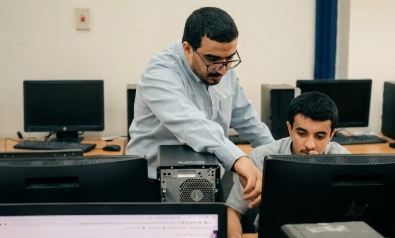 لتجهيزهم-لسوق-العمل.-«تقنية-القطيف»-تدرب-طلابها-على-الذكاء-الاصطناعي