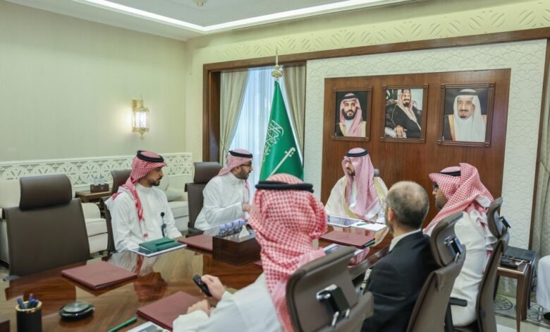 نائب-أمير-الشرقية-يطّلع-على-مشاريع-مجموعة-روشن-بالمنطقة 