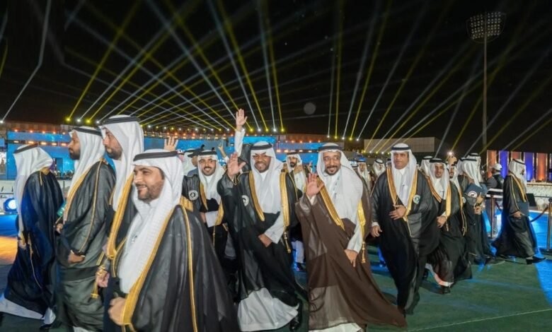 نيابة-عن-أمير-الشرقية.-محافظ-الأحساء-يرعى-حفل-تخريج-الدفعة-47-من-جامعة-الملك-فيصل