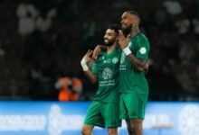 الأهلي-يضرب-الفتح-بثلاثية-ويجدد-آماله-في-المنافسة-على-اللقب