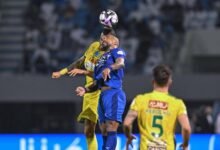 الهلال-يضغط-على-صدارة-النصر-بثنائية-الخليج