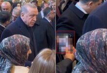 صورة-على-هاتف-أردوغان-تخطف-الأنظار-في-عيد-الأم-وكلمات-مؤثرة-عن-والدته-تعود-للواجهة. 