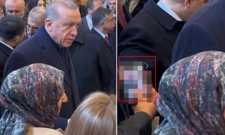 صورة-على-هاتف-أردوغان-تخطف-الأنظار-في-عيد-الأم-وكلمات-مؤثرة-عن-والدته-تعود-للواجهة. 