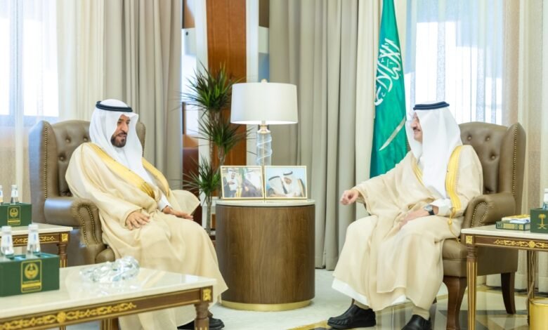 أمير-الشرقية-يستقبل-رئيس-وأعضاء-مجلس-إدارة-جمعية-الأوقاف-الصحية