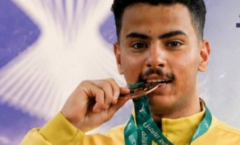 محمد-البديوي-لاعب-أثقال-العمران-ثالثا-في-بطولة-كأس-الاتحاد